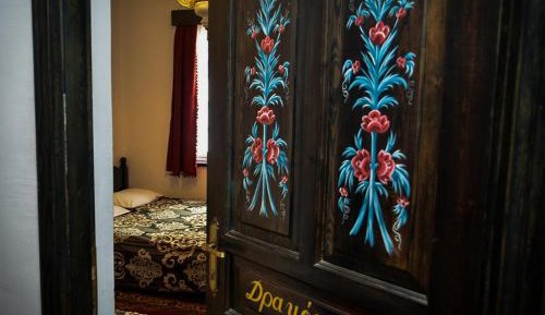 Double or Twin Room with Mountain View
