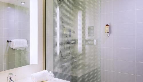Superior Room with Two Zip Beds