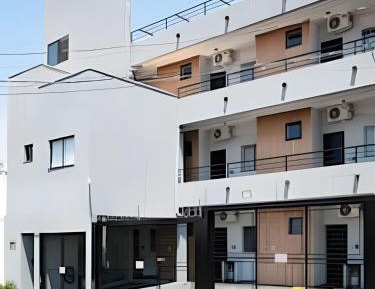 Deluxe Double Studio