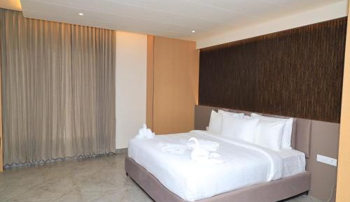 Superior King Room