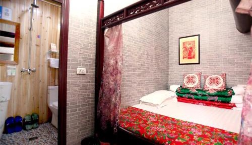 Deluxe Attic Kang-bed Room