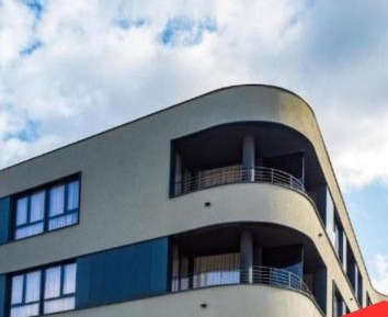 One-Bedroom Apartment with Balcony