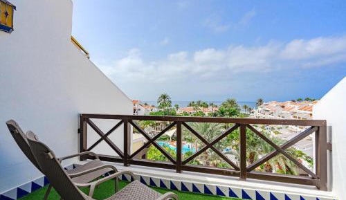 Superior One-Bedroom Apartment with Balcony