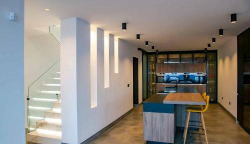 Four-Bedroom Penthouse Apartment