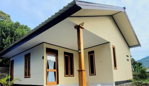 Family Room with Private Bathroom