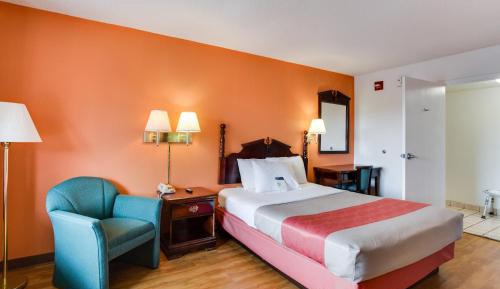 Queen Room with Two Queen Beds - Smoking