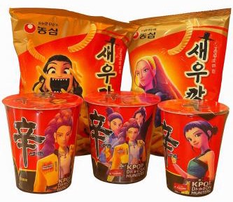Royal Twin -  K-POP Snack PKG (PKG Snack or Cup Noodle per person is included)