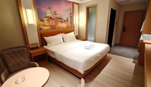 Deluxe Single Room