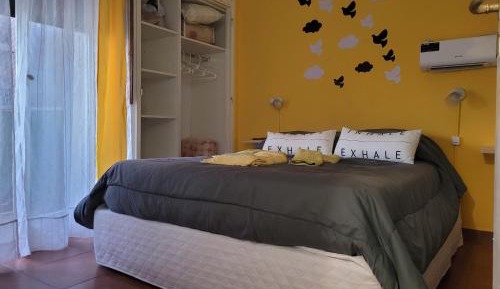 One-Bedroom Apartment with City View