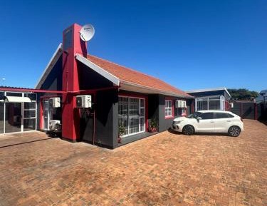 Double or Twin Room with Shared Bathroom