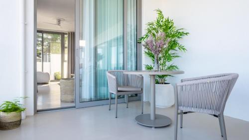 King Suite with Balcony