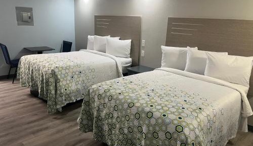 Studio Room with Two Double Beds Non-Smoking