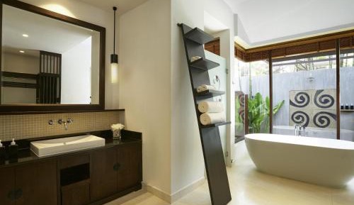 Junior Suite with King Bed and Pool View