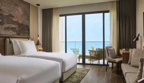 Superior Twin Room with Balcony and Sea View