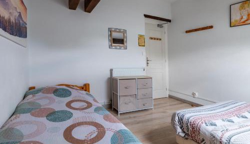 Triple Room with Mountain View