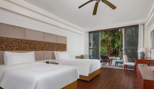 Swiss Signature Room, 2 Single Size Beds, with Private Swimming Pool	
