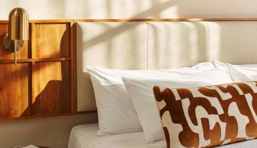 General Admission King Room