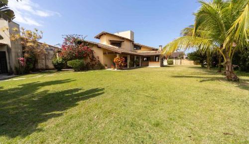 Three-Bedroom Vacation Home 