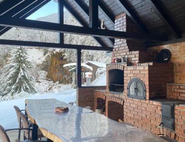 Superior Chalet