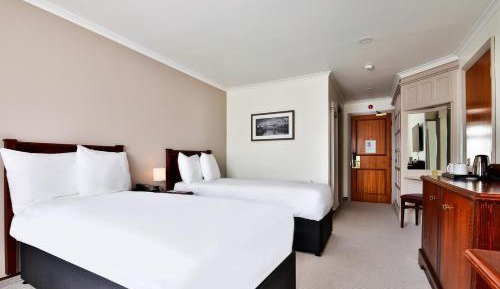 Standard Lakeside Twin