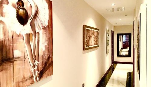 Classic One-Bedroom Apartment with King Bed