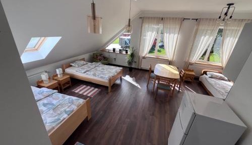 Triple Room with Private Bathroom