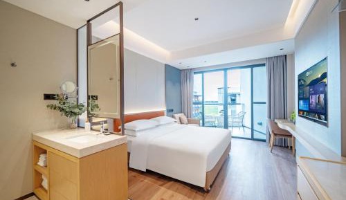 King Room with Garden View