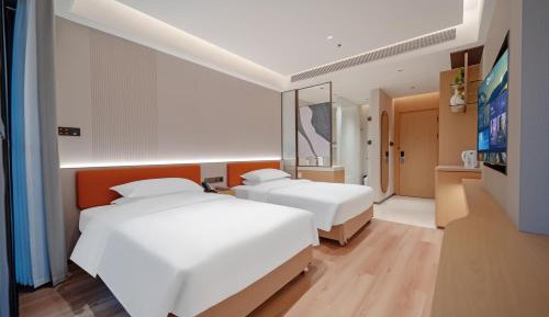 Superior Twin Room with Garden View