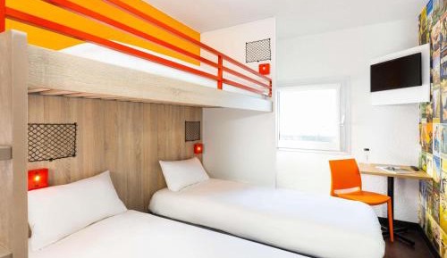 Break Room with Two Twin Beds and One Loft Bed 