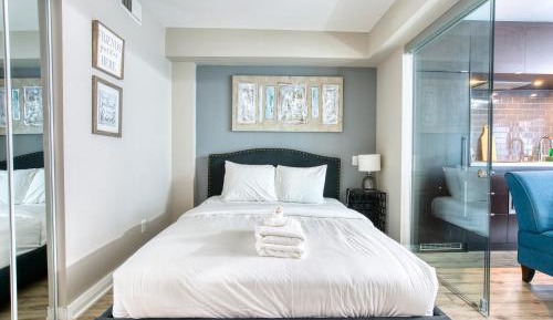 One-Bedroom Apartment with Garden View