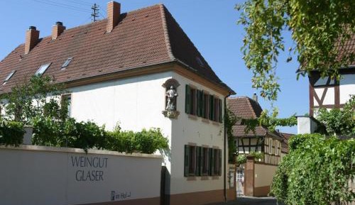 Apartment with Bathroom