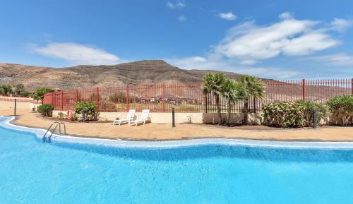 Superior One-Bedroom Apartment with Balcony