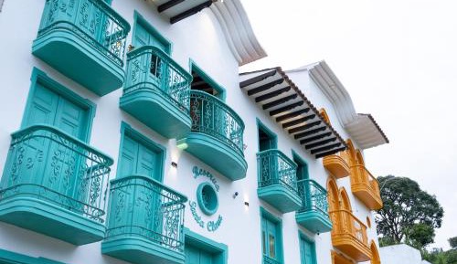 Two-Bedroom Apartment with Balcony