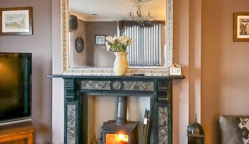 Five-Bedroom Holiday Home