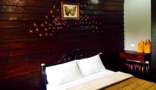 Standard Double Room with Fan and Private Bathroom