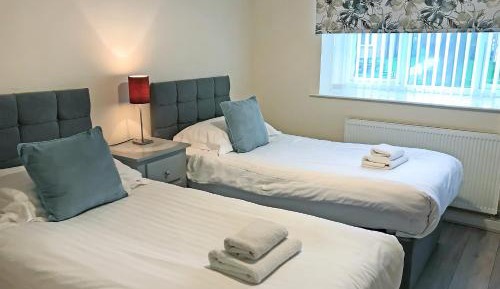 Two-Bedroom Bungalow 2