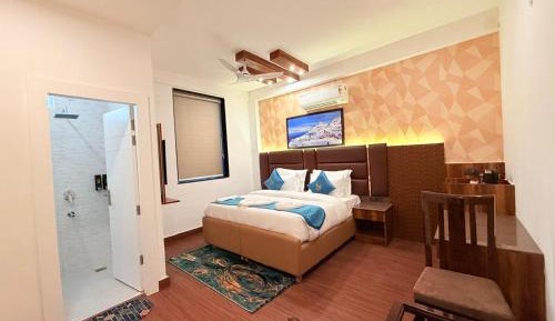 Superior King Room