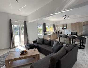 Family Two-Bedroom Apartment with View