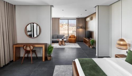 Suite with City View