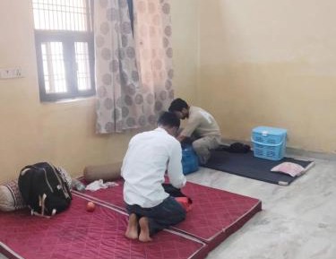 Single Bed in Mixed Dormitory Room