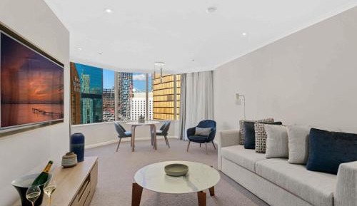 Premium King Apartment with City View