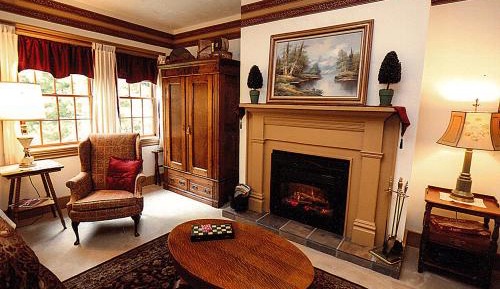 Deluxe Double Room with Extra Bed