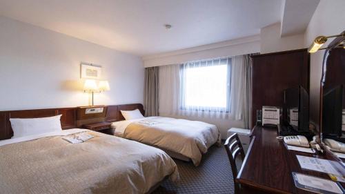 Twin Room - Non-Smoking with 47 in Bed for 2 Adults