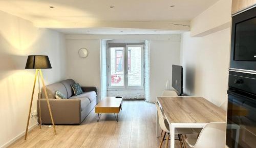 One-Bedroom Apartment - Non-Smoking