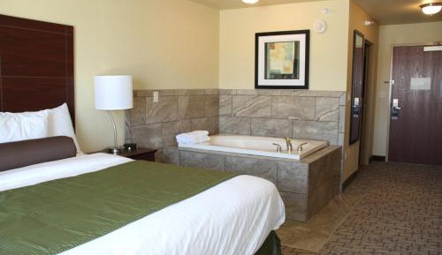 King Suite with Spa Bath