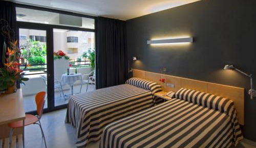 Twin Room with Balcony