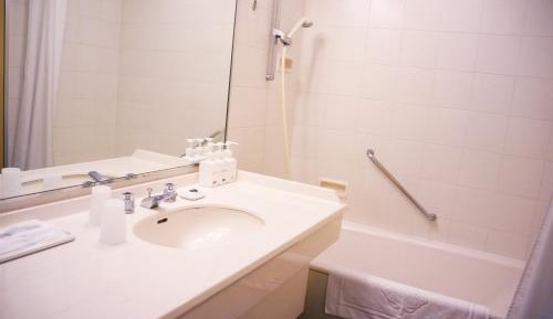 Deluxe Twin Room - Non-Smoking