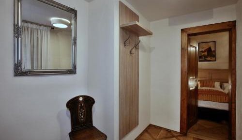 Luxury Two-Bedroom Apartment with Balcony