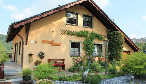 Apartment with Lake View