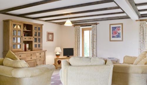 Three-Bedroom Vacation Home 